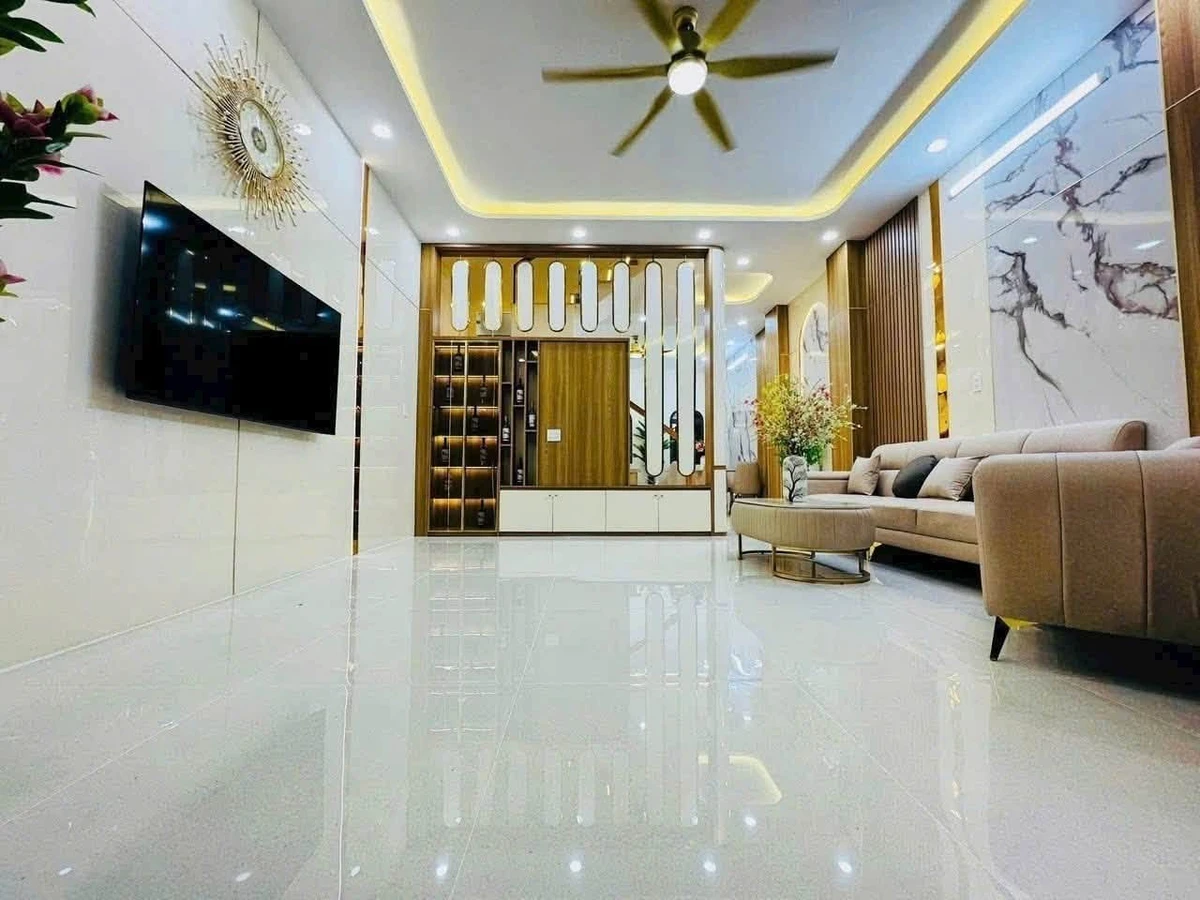 Bán nhà 5 tầng 65m2, 5 phòng ngủ, hẻm xe hơi đường Phan Huy Ích, Gò Vấp, giá 7,98 tỷ - Ảnh thu nhỏ 2