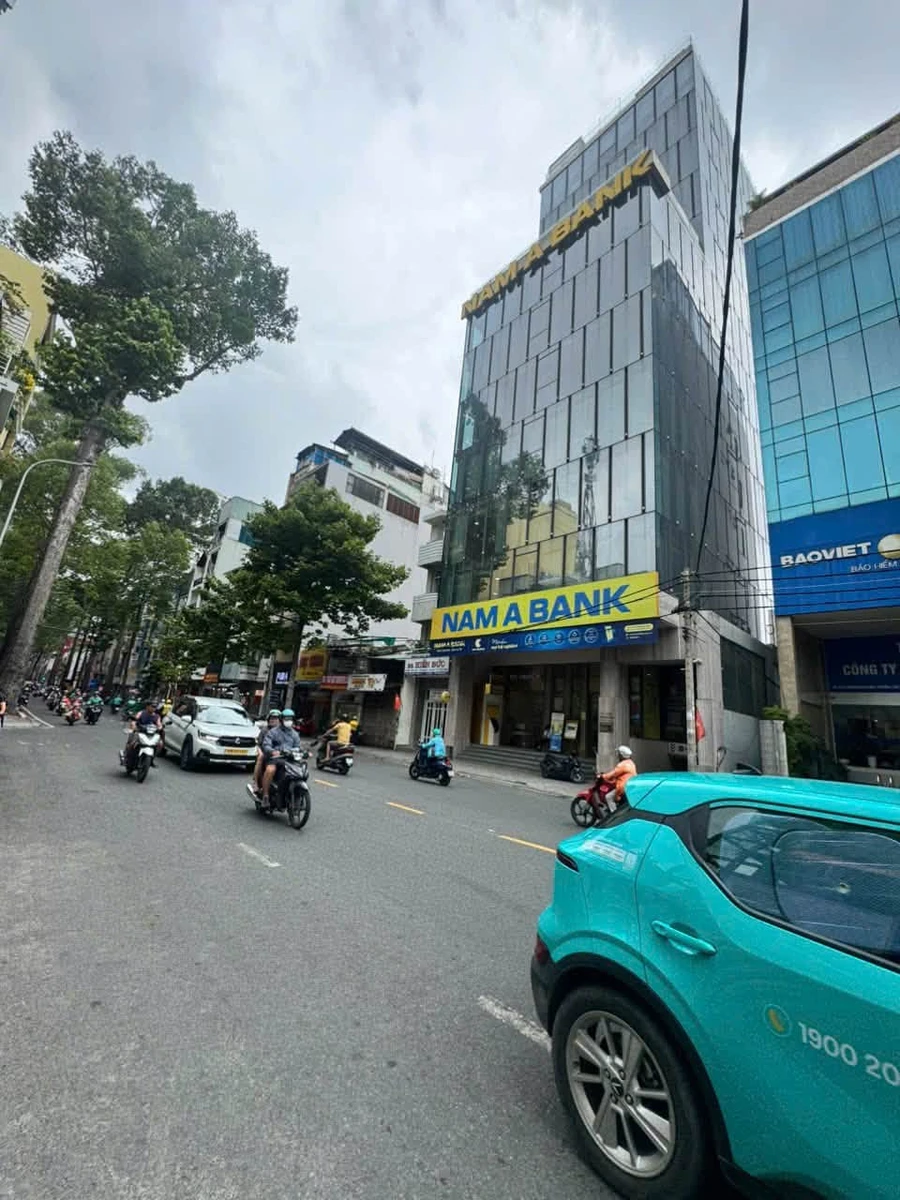 Bán nhà mặt tiền Trần Quang Khải Q.1, 216m², sổ hồng - Ảnh 1
