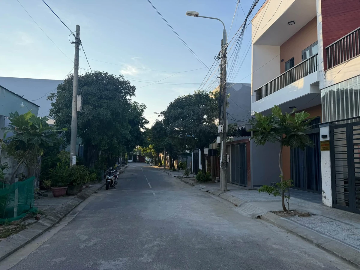 Bán nhà 81m2 gần chợ Điện Ngọc, giá 2,1 tỷ, Thủ Đức - Ảnh thu nhỏ 2