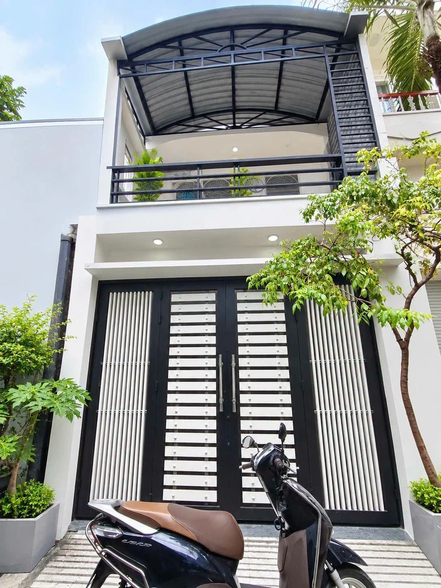 Bán nhà hẻm xe hơi 49m2 2 tầng 2PN đường Lê Đình Thám, Tân Phú giá 6,45 tỷ - Ảnh thu nhỏ 2