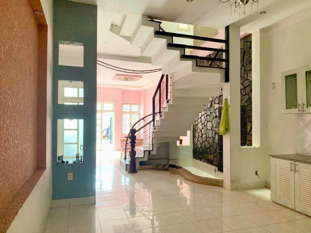 Bán nhà mặt tiền kinh doanh Y Moan 115m² 10 tỷ 700 triệu - Ảnh thu nhỏ 4