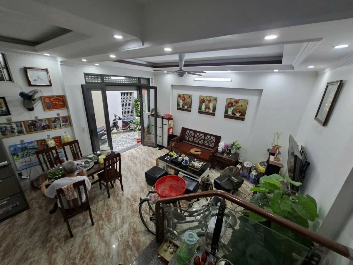 Bán nhà phố 3 tầng 36m² Đà Nẵng Quận 1 - Ảnh thu nhỏ 2