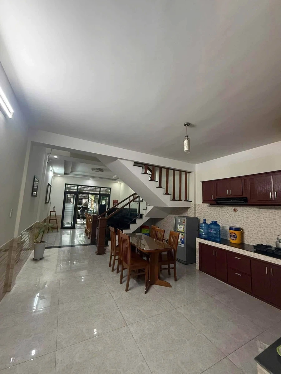 Cho thuê nhà 3 tầng 250m² đường Trần Cừ, Thanh Khê, Đà Nẵng giá 15 triệu/tháng - Ảnh thu nhỏ 2