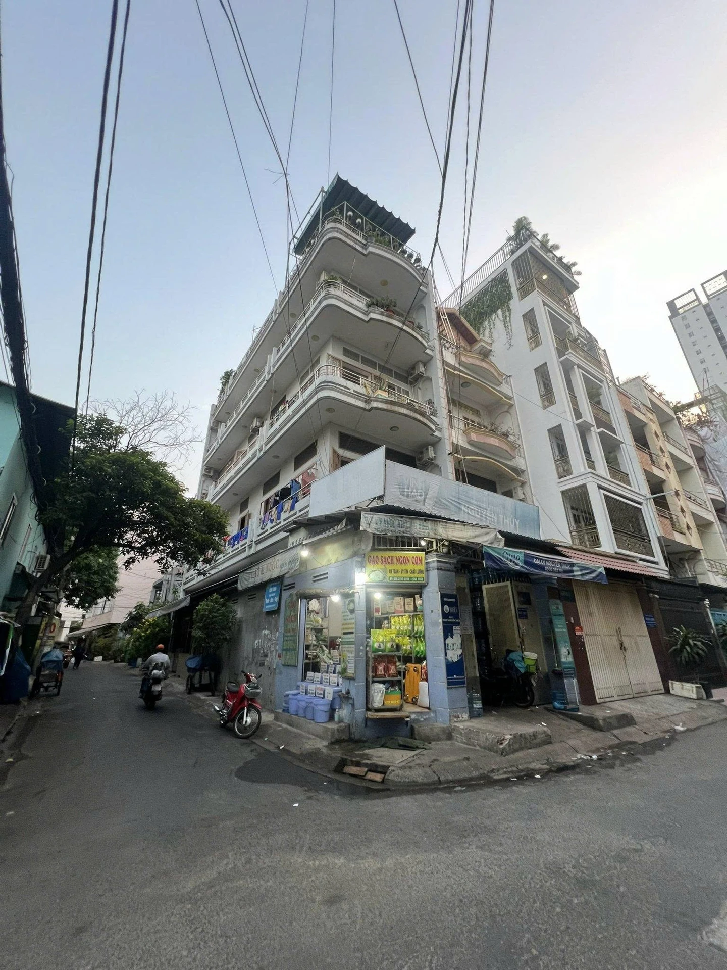 Bán nhà góc 2 mặt tiền 102m² đường 3 Tháng 2, 5 tầng - Ảnh 1