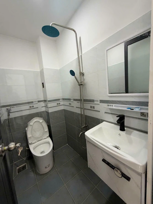Bán nhà cấp 1 có gác lửng 70m² Phước Thắng 1.7 tỷ muabannhaq8