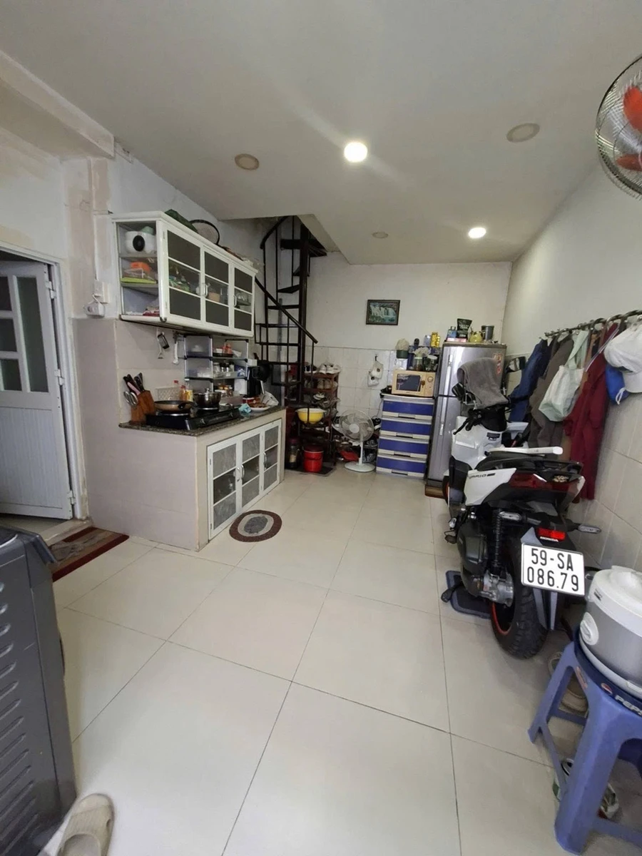 Bán nhà hẻm 2 tầng căn góc 37m² khu Vạn Kiếp, Bình Thạnh, giá 4,75 tỷ - Ảnh thu nhỏ 3