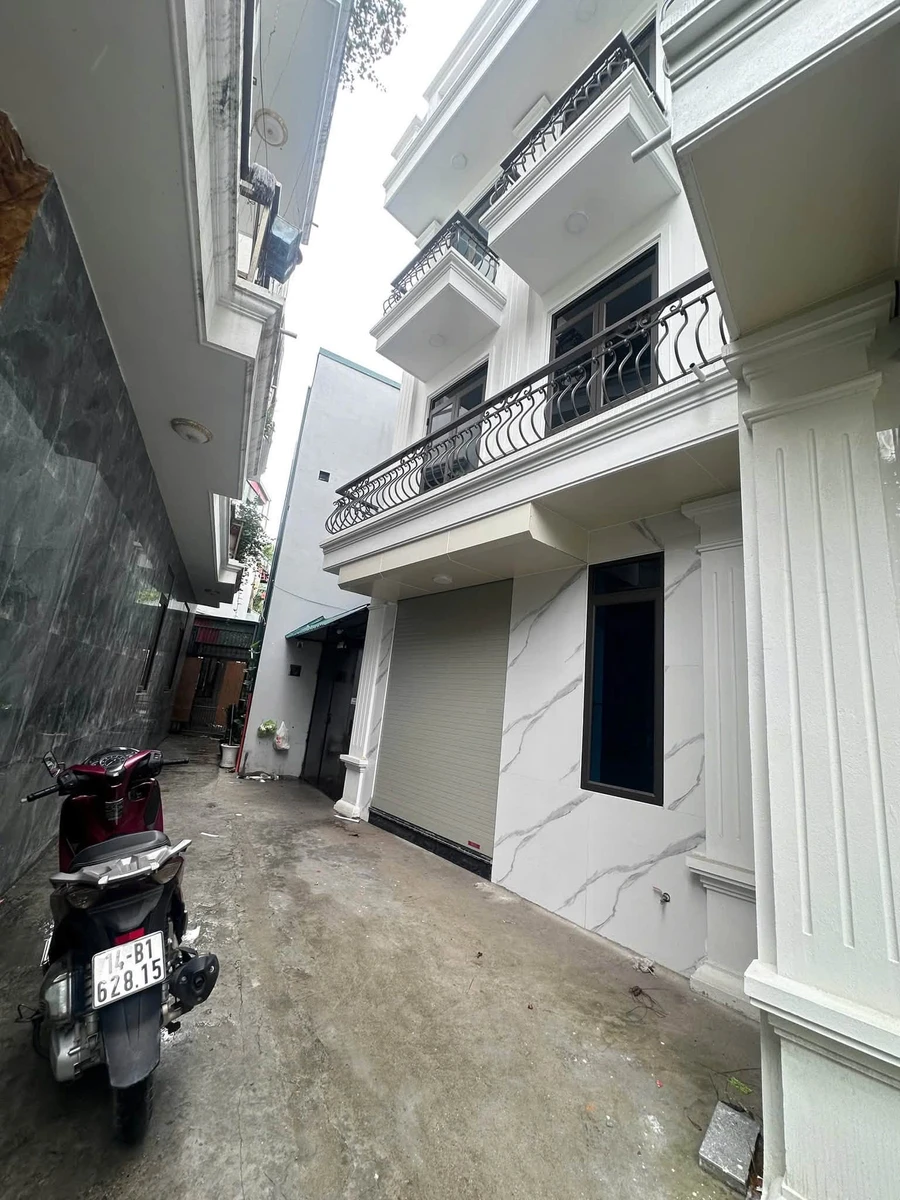 Bán nhà 3 phòng ngủ 60m² Cao Thắng Quận 1 - Ảnh thu nhỏ 2