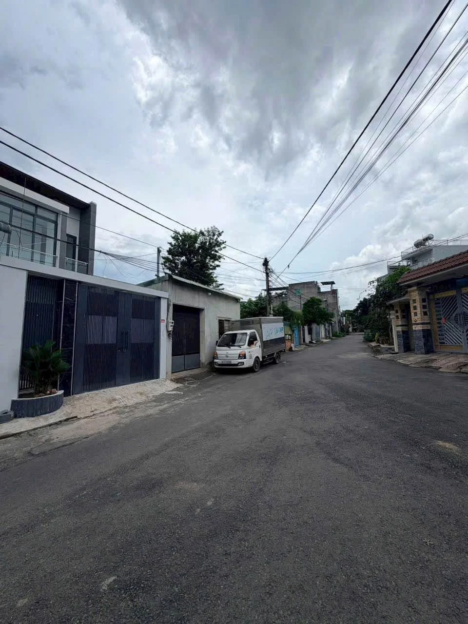 Bán nhà 1 trệt 1 lầu 105m² gần Đại học Công Nghệ Bình Dương - Ảnh 1