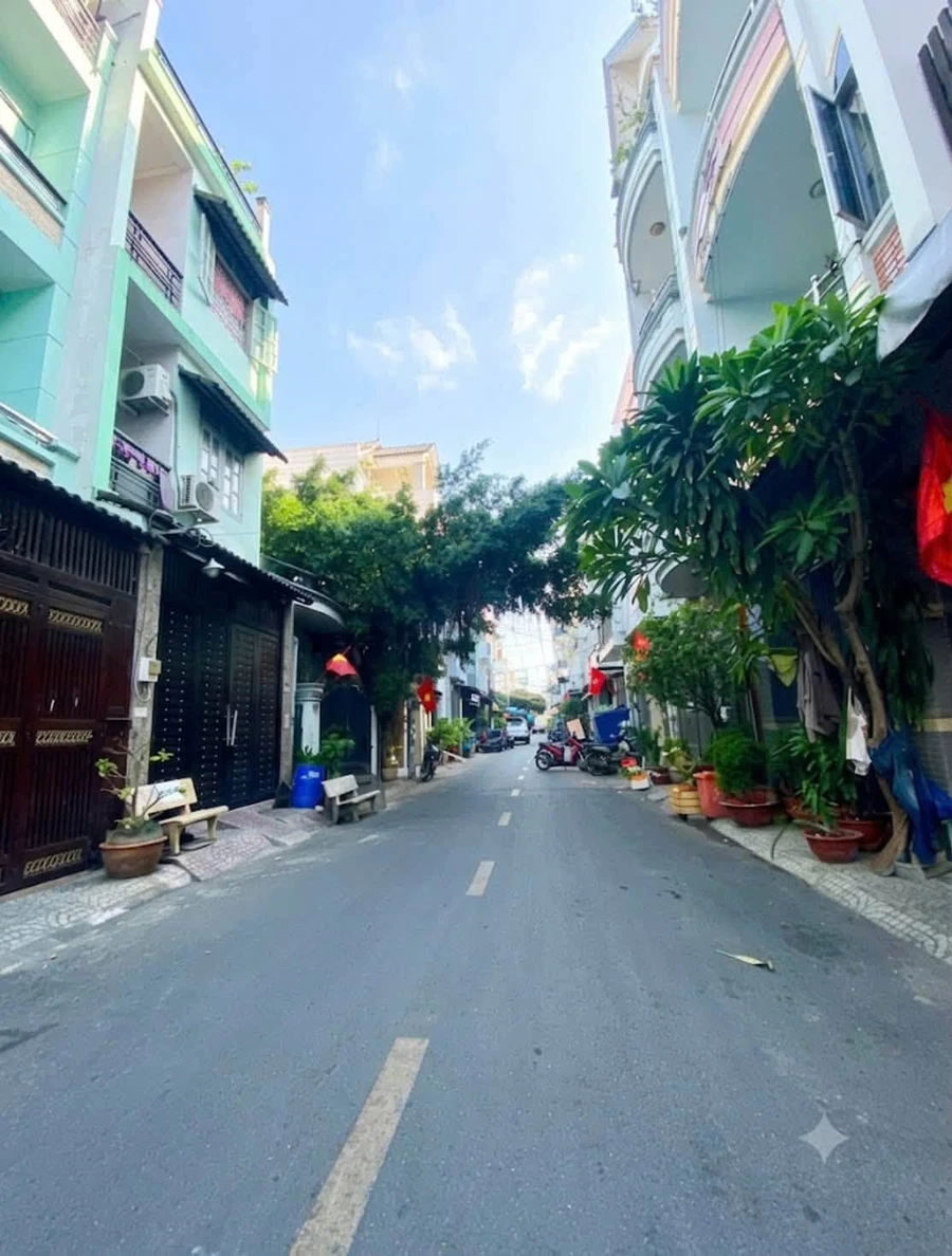 Bán nhà hẻm 8m 56m2 3 tầng 4PN gần Lê Văn Quới, Bình Hưng Hòa A, Bình Tân - Ảnh thu nhỏ 2