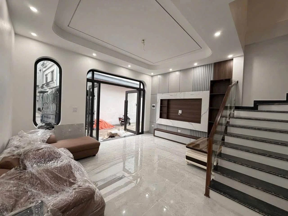 Bán nhà 4 tầng 60.3m², 4 PN, Cao Thắng, 4.8 tỷ - Ảnh thu nhỏ 2