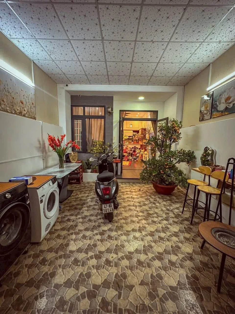 Bán nhà hẻm Đồng Sỹ Bình 81m² 3 tỷ 450 triệu Quận 1 - Ảnh thu nhỏ 2