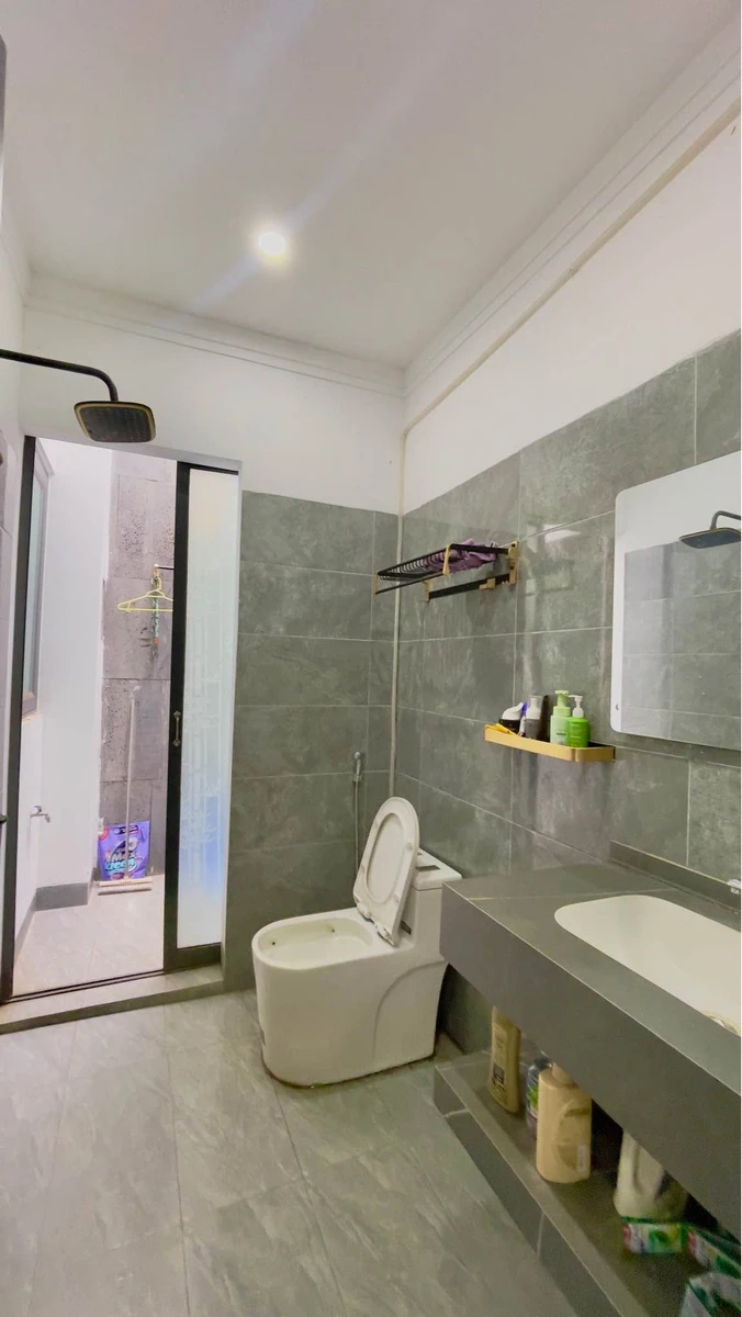 Bán nhà full nội thất 100m² 2 PN 2 tỷ 390 triệu Y Moan, Buôn Ma Thuột - Ảnh thu nhỏ 4