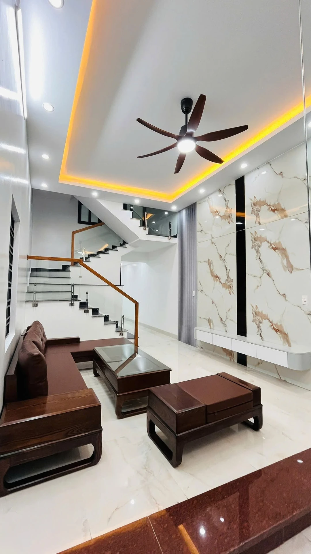Bán nhà 3 tầng lô góc 44.6m² 4PN 3WC Hải Phòng - Ảnh 1