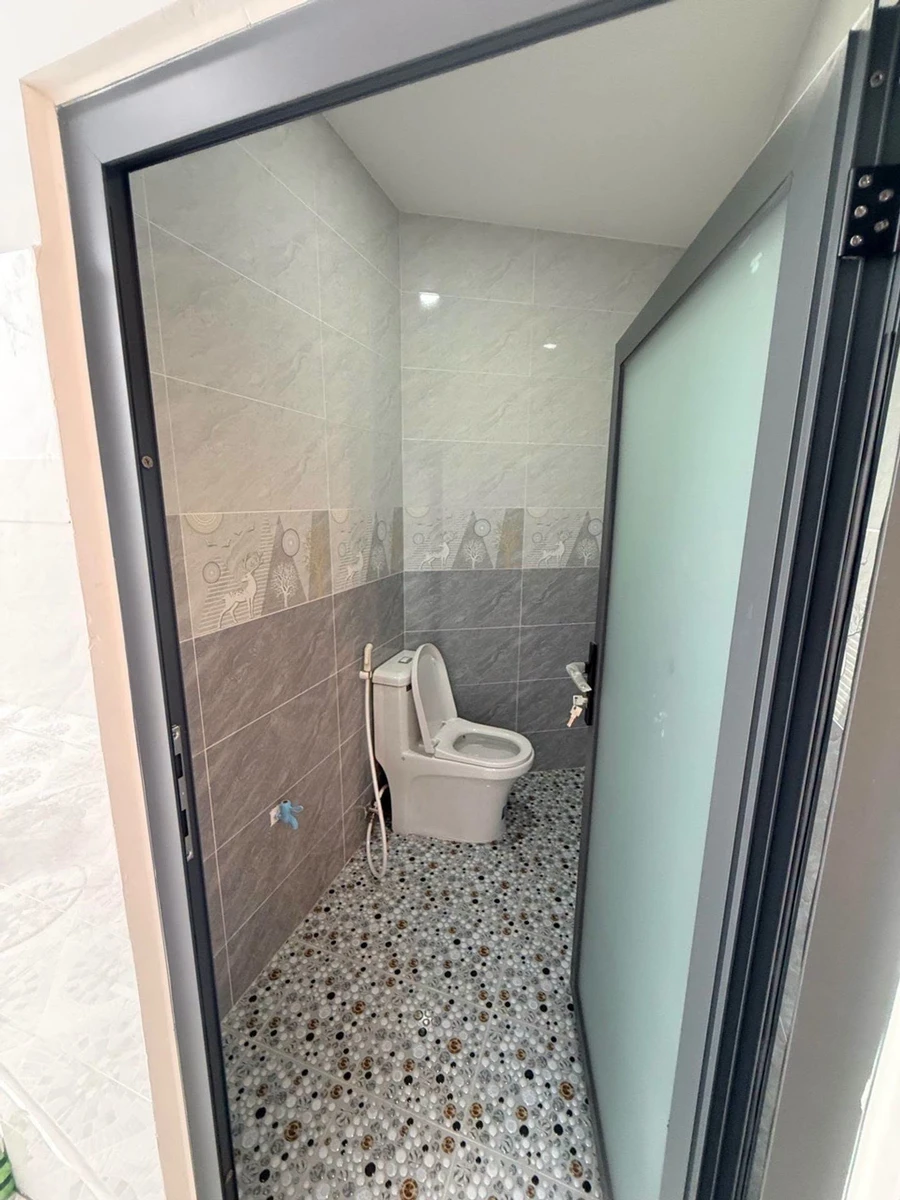 Bán nhà 3 tầng mặt tiền kinh doanh Bình Hoà 49,95m² giá 2,5 tỷ - Ảnh thu nhỏ 5