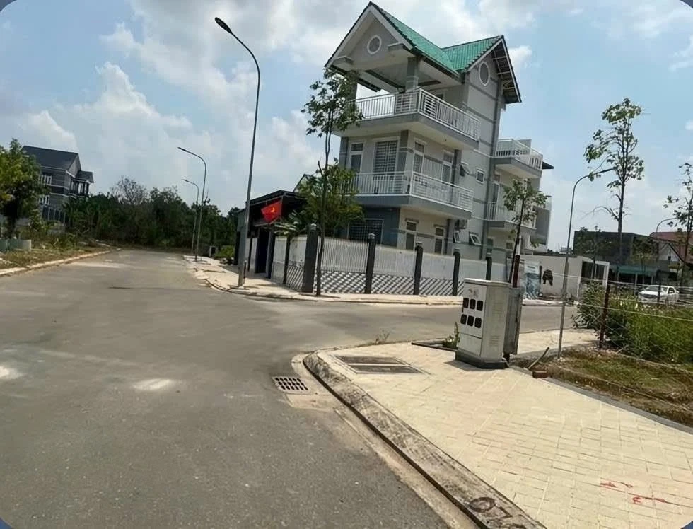Bán đất Tam Long Võ Văn Kiệt 100m² 2 tỷ 200 triệu - Ảnh 1