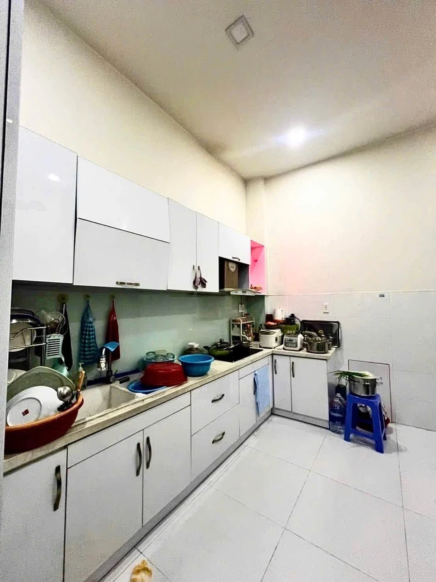 Bán nhà hẻm Nguyễn Duy Dương Quận 10, 4x14m, 4 tầng, 3PN, 8,5 tỷ - Ảnh thu nhỏ 4