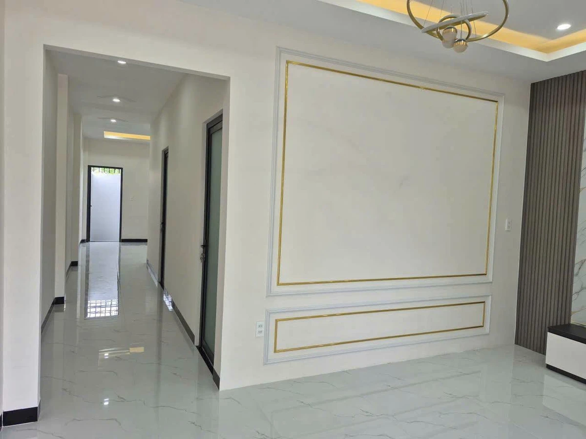 Bán nhà mặt tiền Lê Minh Xuân, Rạch Giá 95m² - Ảnh thu nhỏ 3