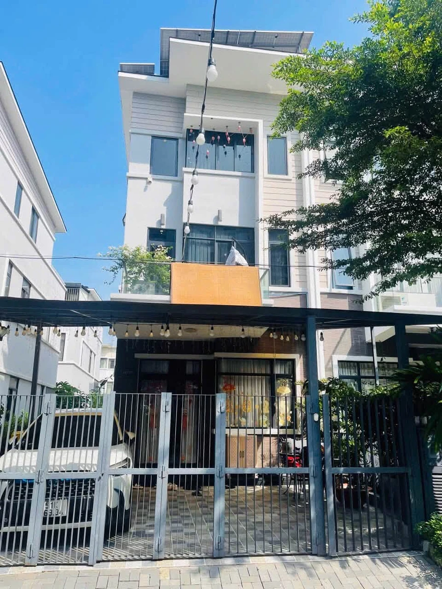 Bán biệt thự Mizuki Park 140m2, trệt 2 lầu, giá 13,9 tỷ, Bình Hưng, Bình Chánh - Ảnh thu nhỏ 2