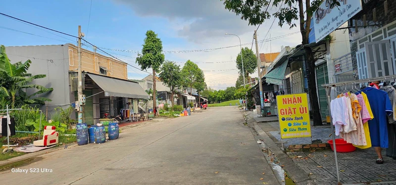 Bán đất tại thôn Sỏi, xã Phú Thành, Lạc Thủy, Hòa Bình cách mặt đường HCM 100m, giá tốt, 80m2 ct6a