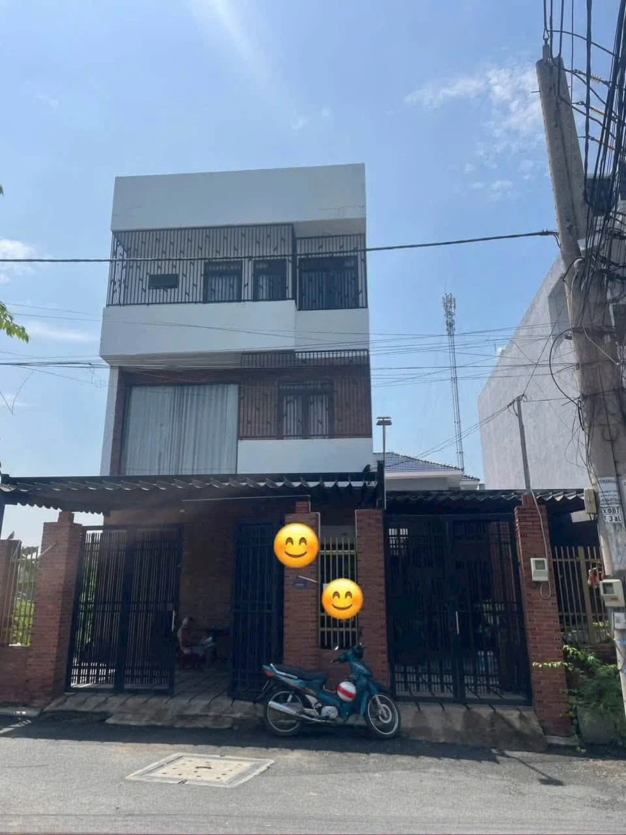 Bán nhà 4 tầng 174m² hẻm xe hơi đường 8, Long Phước, Quận 9 giá 11,8 tỷ - Ảnh 1