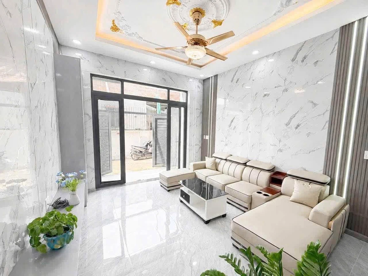 Bán nhà 1 trệt 1 lầu 108m2, 3 PN, giá 2,99 tỷ tại Biên Hòa, Đồng Nai - Ảnh 1
