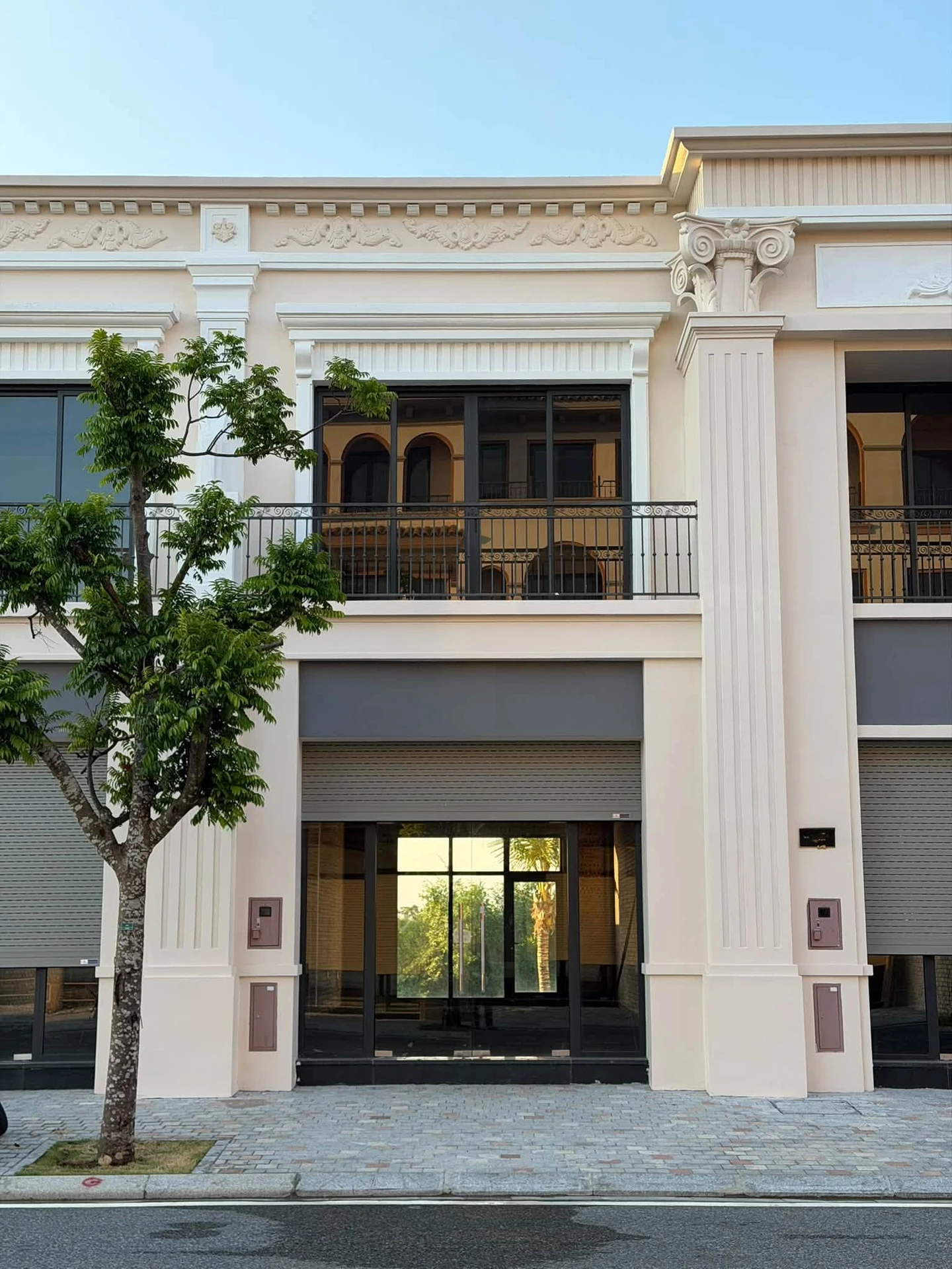 Shophouse Vũ Yên 90m² 5,5 tỷ, sát biển, gần sân golf - Ảnh 1