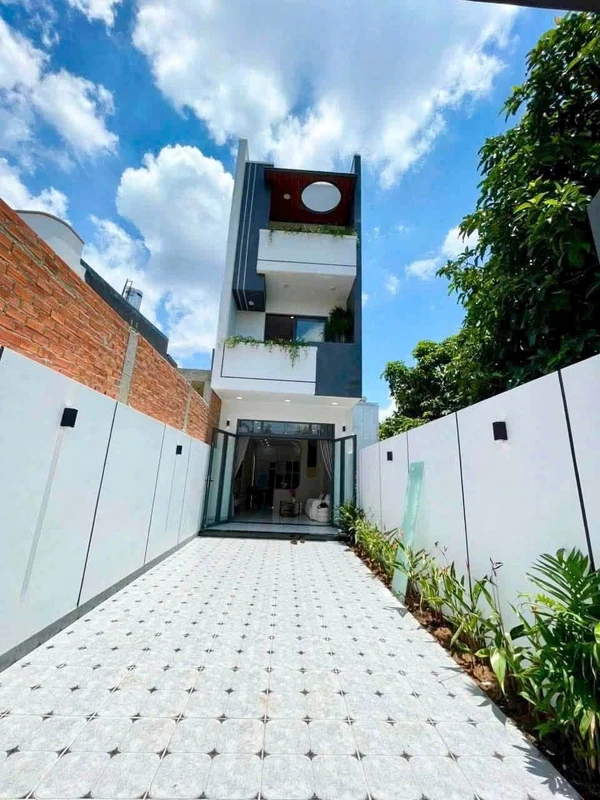 Bán nhà 3 tầng 84m² Buôn Ma Thuột 3 tỷ 990 triệu
