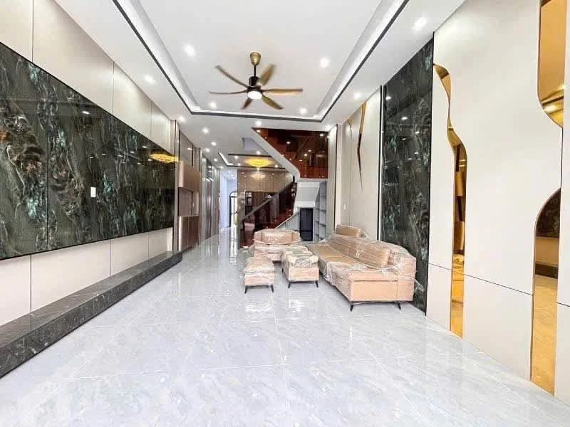 Bán nhà sân vườn 209m2 gần TPHCM, Long An - Ảnh thu nhỏ 3