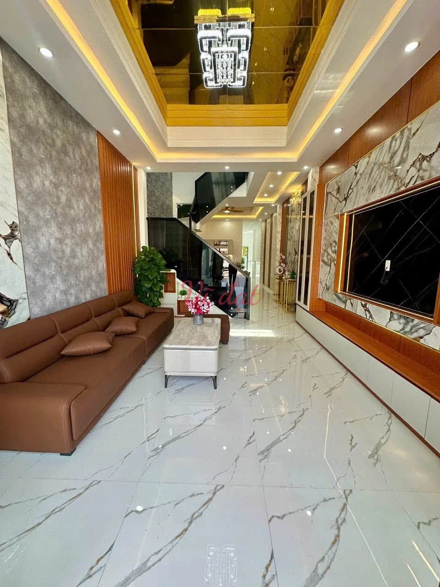 Bán nhà mặt tiền 4x33m, 4PN, full nội thất, giá 2,95 tỷ gần KCN Tân Kim - Ảnh thu nhỏ 4