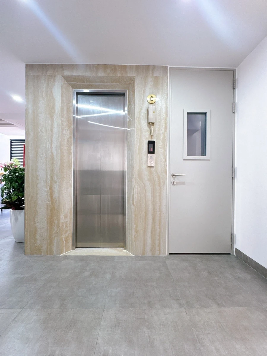 Bán shophouse 152m² 14+6 phòng 6 tầng thang máy Quận 1 - Ảnh thu nhỏ 3