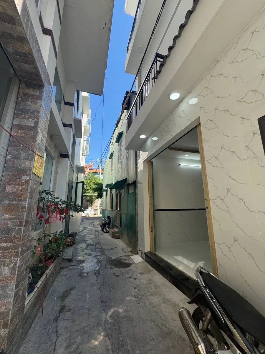 Bán nhà 3 tầng 30m² trung tâm Quy Nhơn - Ảnh thu nhỏ 2