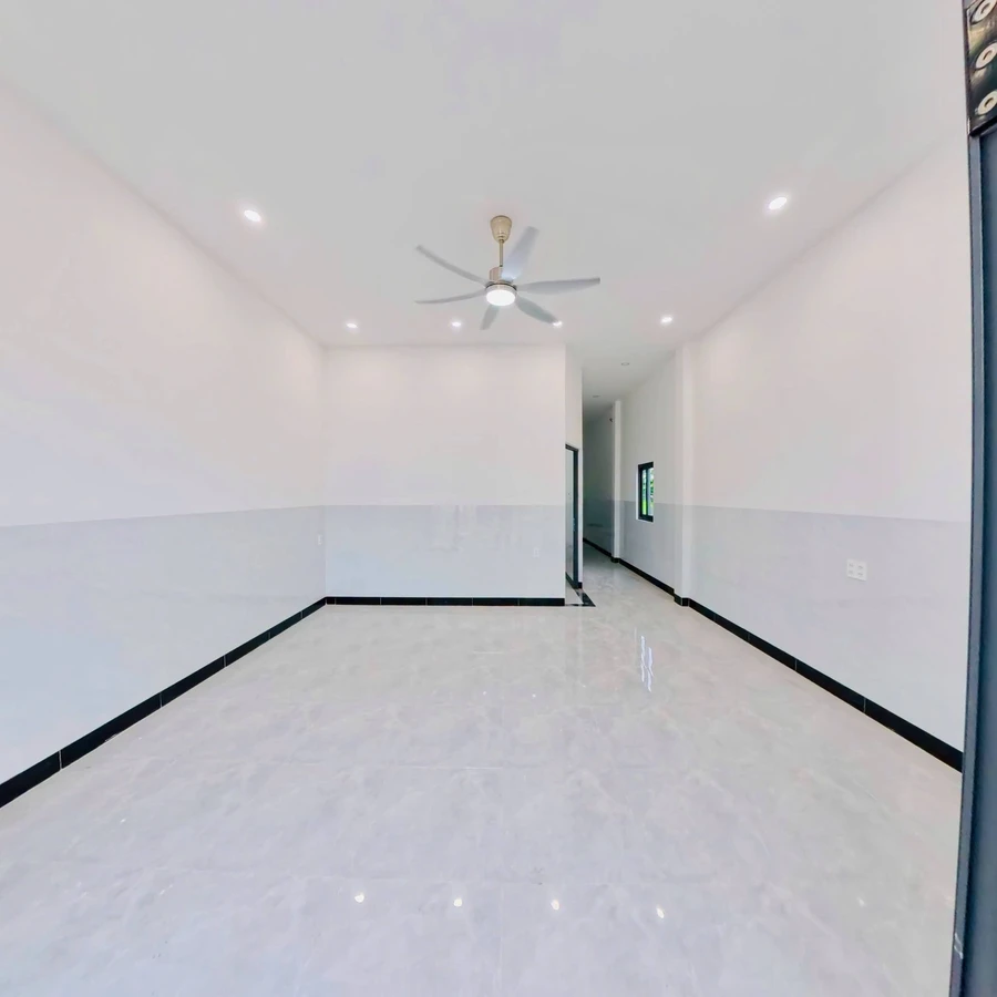 Bán nhà trệt hẻm 31 Trương Định Thông, 5x19m, 2PN, giá 1 tỷ 690, Rạch Giá - Ảnh thu nhỏ 2