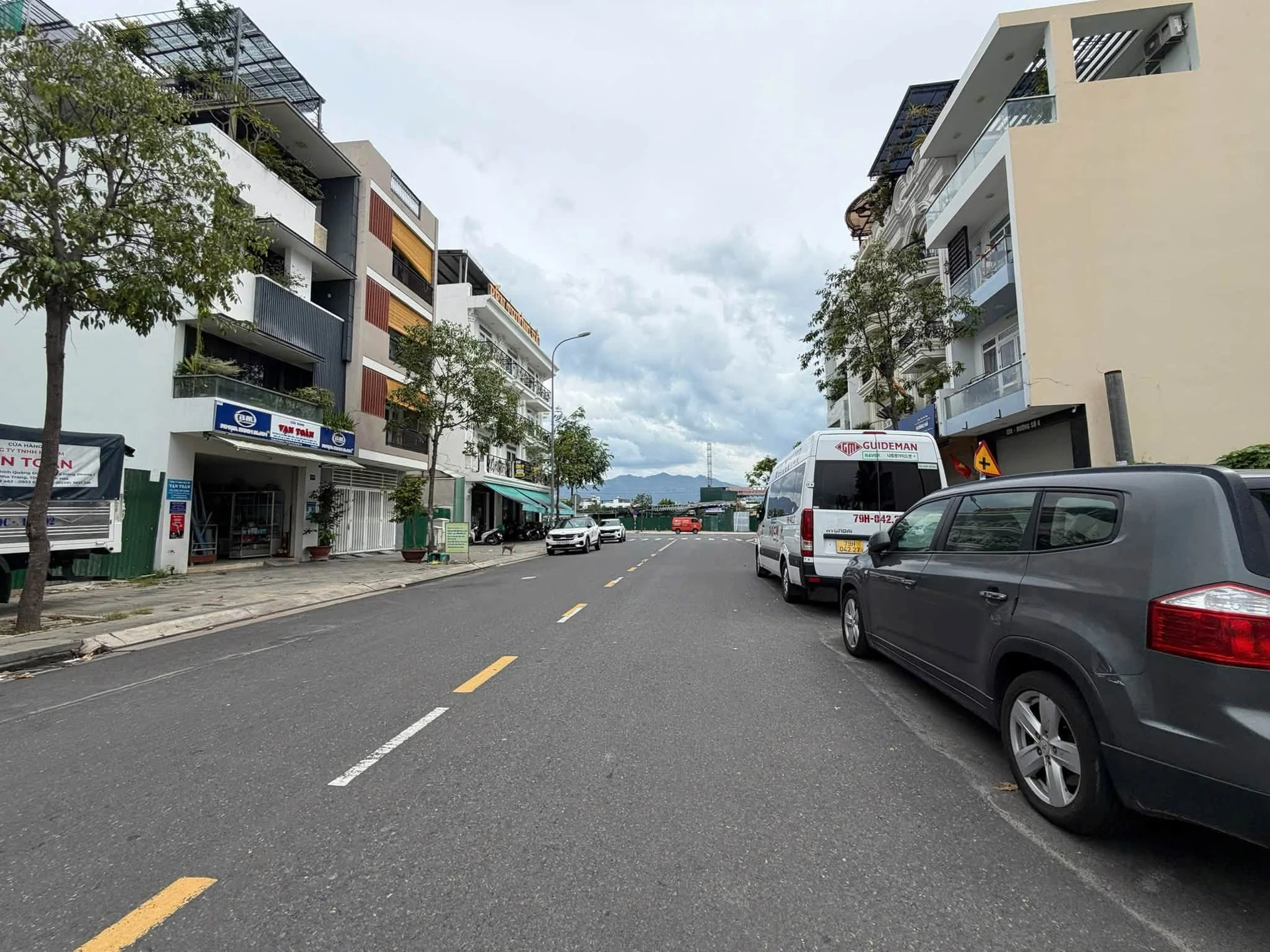 Bán lô đất 100m2 trục Thích Quảng Đức, Nha Trang 7 tỷ 450 triệu - Ảnh 1