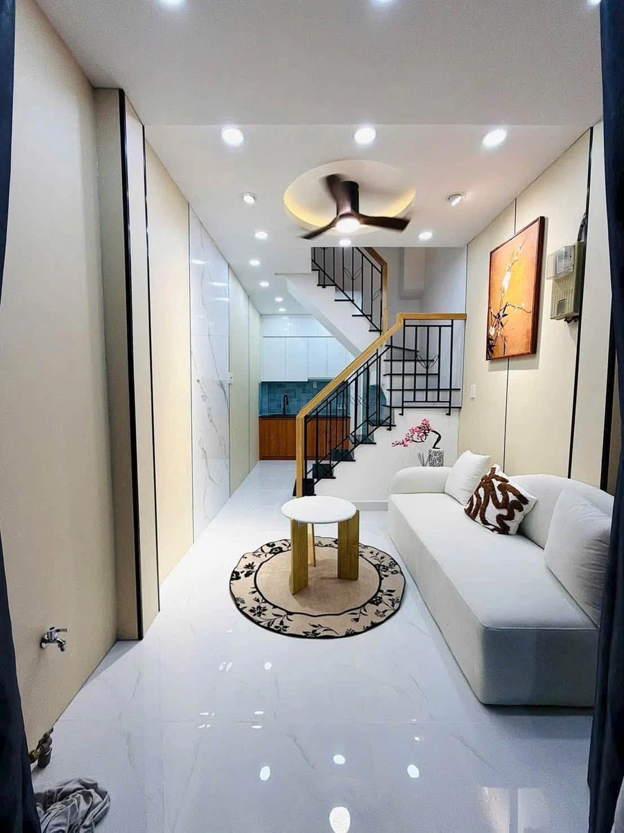 Bán nhà mặt tiền Nguyễn Thượng Hiền 17.4m2, 2PN 2WC, 3.55 tỷ - Ảnh thu nhỏ 3