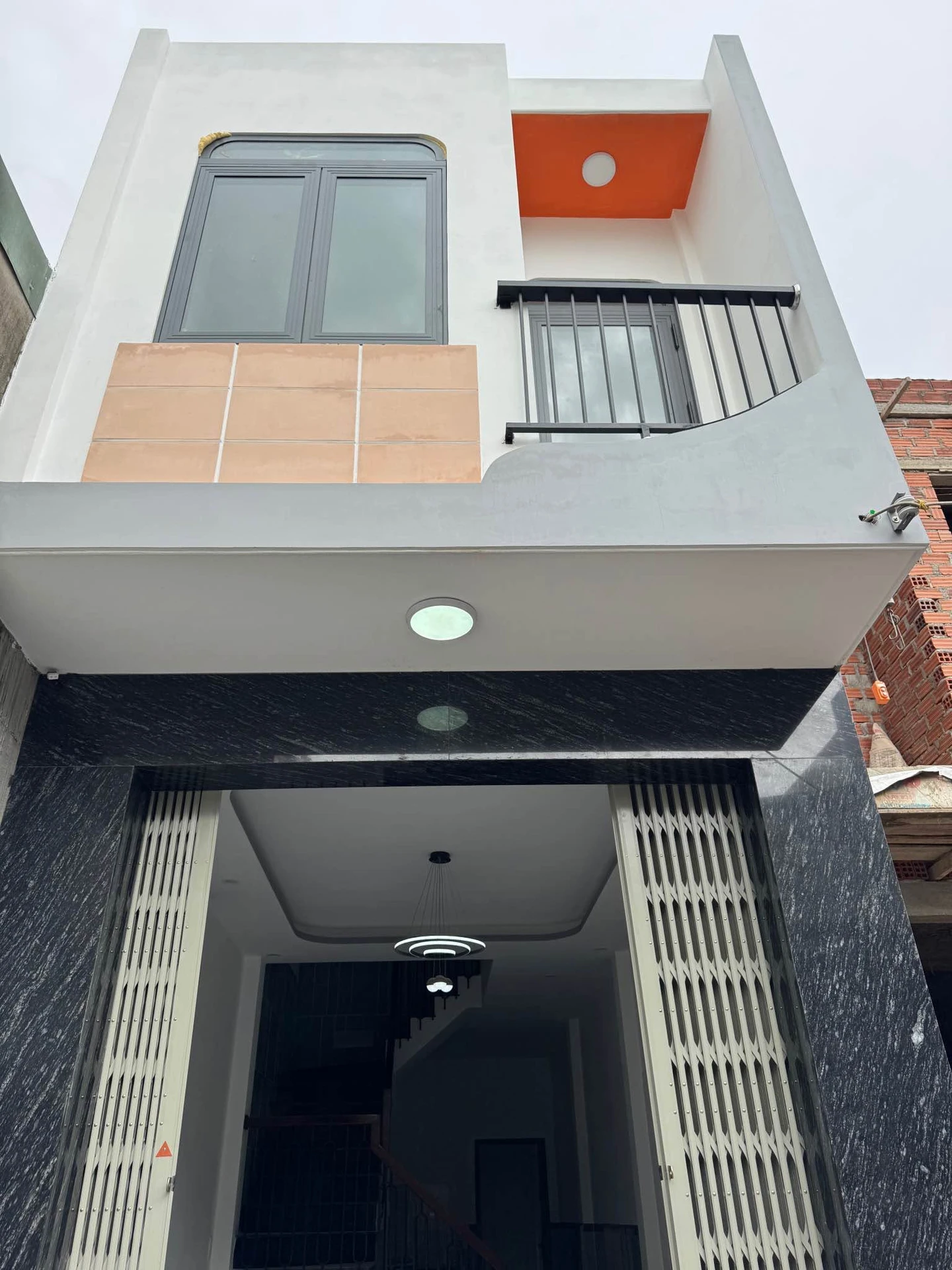 Bán nhà 2 tầng 82m² Hàn Mặc Tử, Gia Lai - 2 tỷ - Ảnh 1