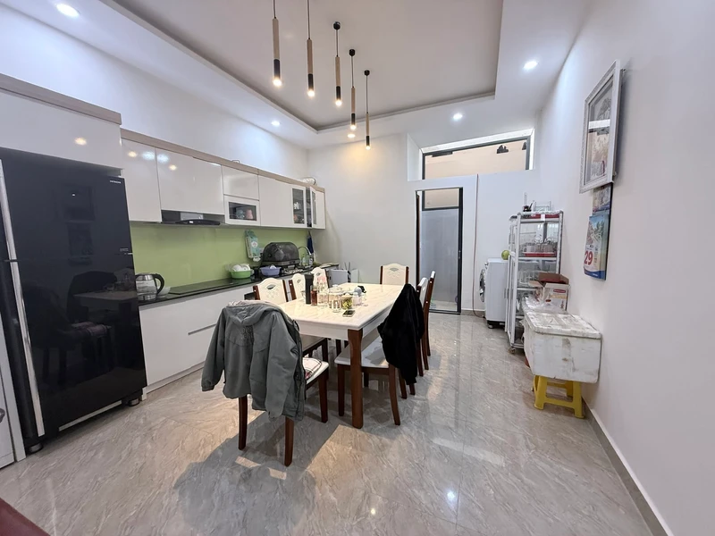 Bán nhà phố 90m² 4PN Lữ Gia Đà Lạt 5,5 tỷ