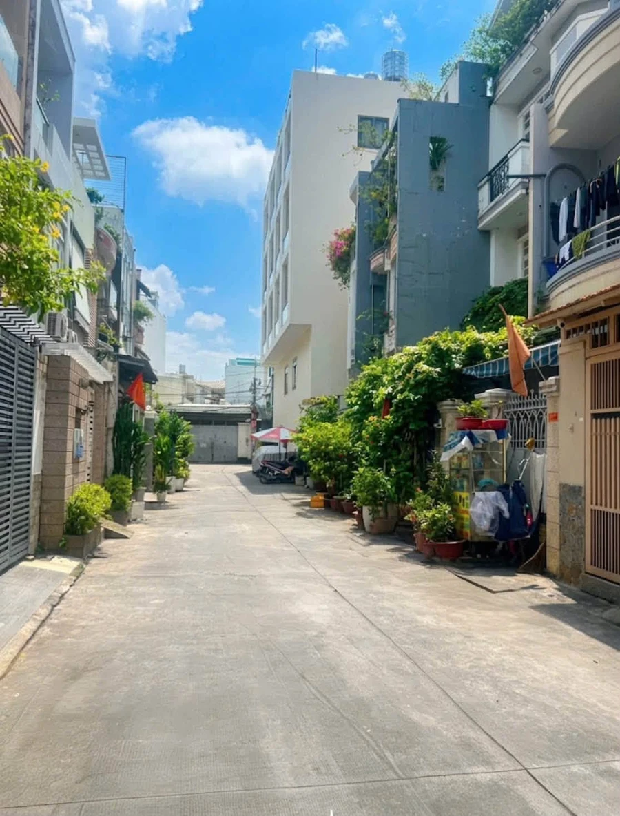 Bán nhà 74m² 4PN 5WC Tân Phú, giáp Tân Bình 12 tỉ - Ảnh thu nhỏ 2