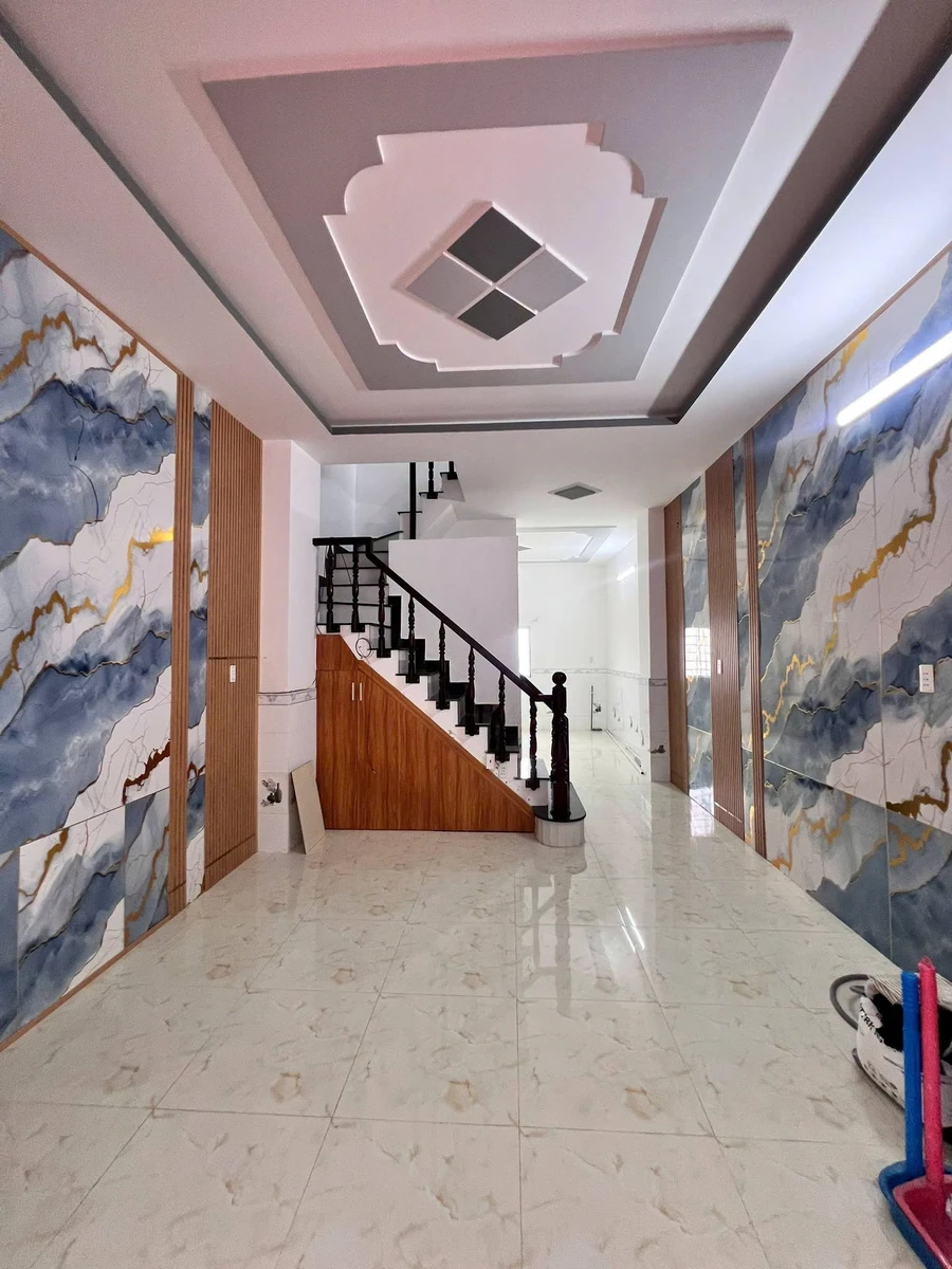 Bán nhà 1 trệt 2 lầu 4PN Cần Giuộc Tây Ninh 48m2 - Ảnh thu nhỏ 2