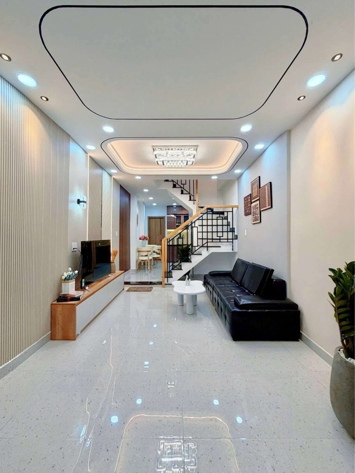 Bán nhà 2 tầng BTCT 40m² hẻm Cô Giang, gần Cầu Kiệu, Phú Nhuận, giá nhỉnh 5 tỷ - Ảnh 1