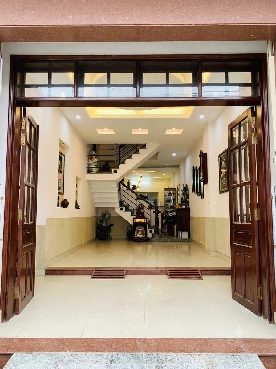 Bán nhà 1 trệt 2 lầu 72m2, 4 phòng ngủ Thống Nhất 6 tỷ 5 - Ảnh 1