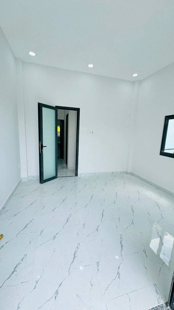 Bán nhà Quận 1, 30m², mặt tiền Hoàng Sa, 6 tỷ - Ảnh thu nhỏ 4