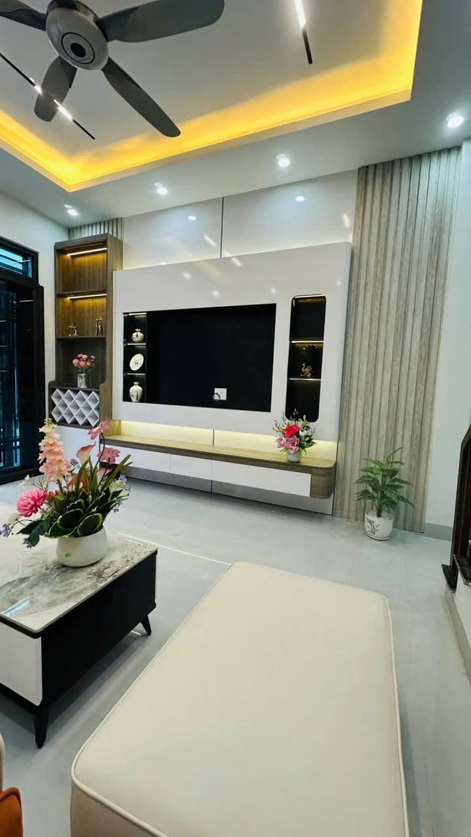 Bán nhà 3 tầng 42.5m² Nguyễn Hữu Cầu, Hải Phòng, 2 tỷ 1 triệu - Ảnh thu nhỏ 2