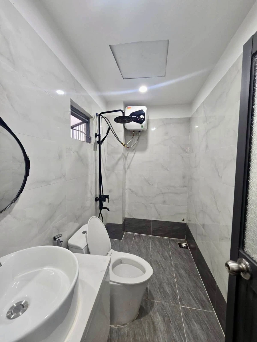 Bán nhà 2 tầng 50m2, 3PN gần Aeon Mall Quận 1 - Ảnh thu nhỏ 4