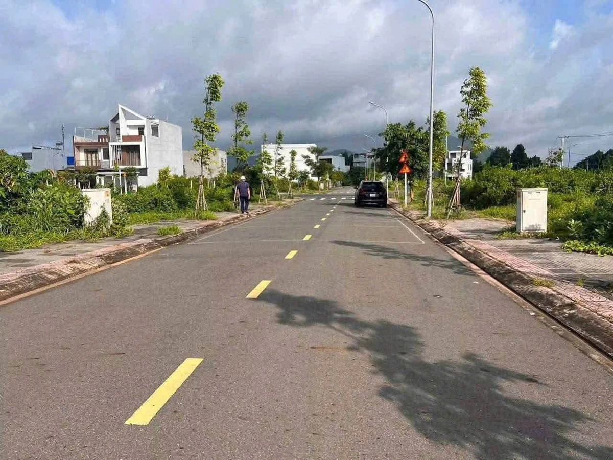 Bán lô đất mặt tiền Hoàng Xuân Nhị Bà Rịa 169m2, 3.3 tỷ - Ảnh 1