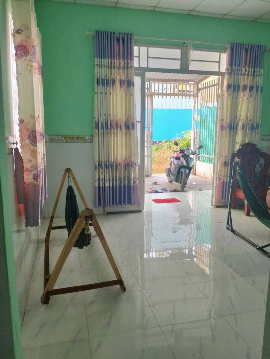 Bán nhà hẻm Trần Quý Cáp, Rạch Giá, 117.5m2, 1,05 tỷ - Ảnh thu nhỏ 2