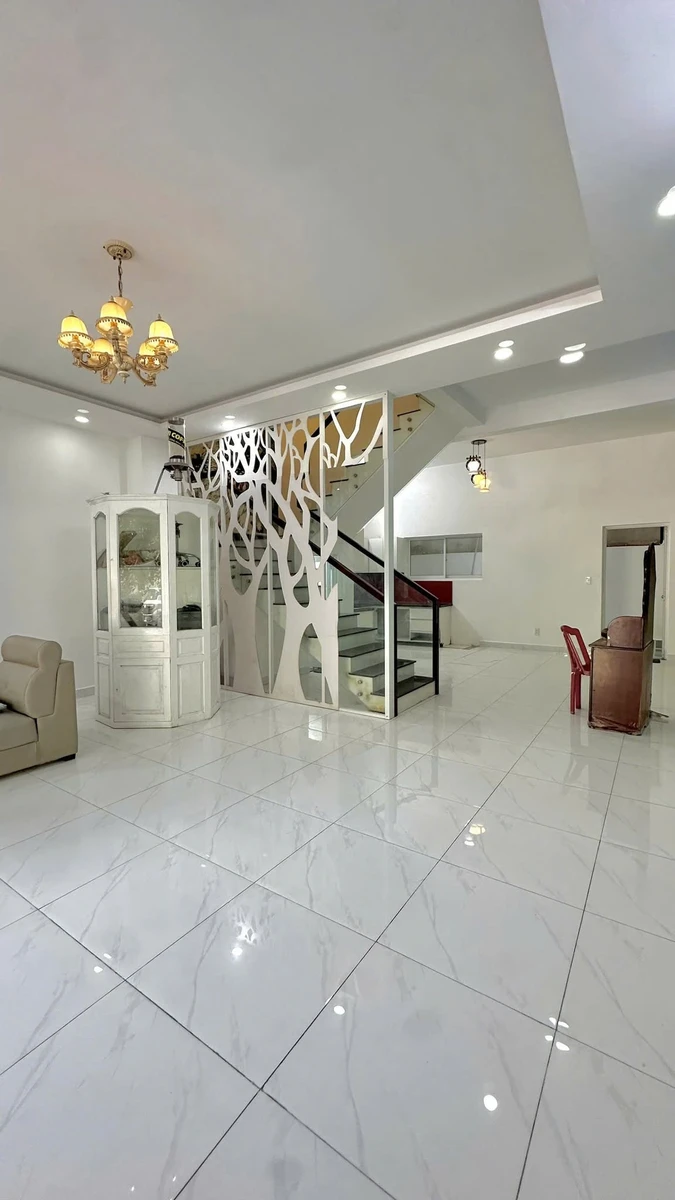 Bán nhà 1 trệt 1 lầu 69,6m² 5 tỷ 950 Dĩ An - Ảnh thu nhỏ 2