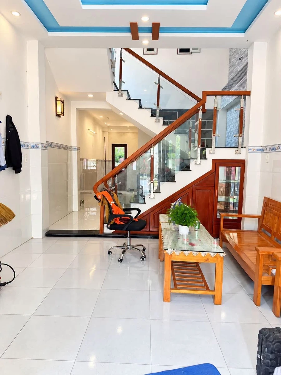 Nhà 2 tầng mặt tiền Sơn Trà 50m² gần 5 tỷ - Ảnh 1
