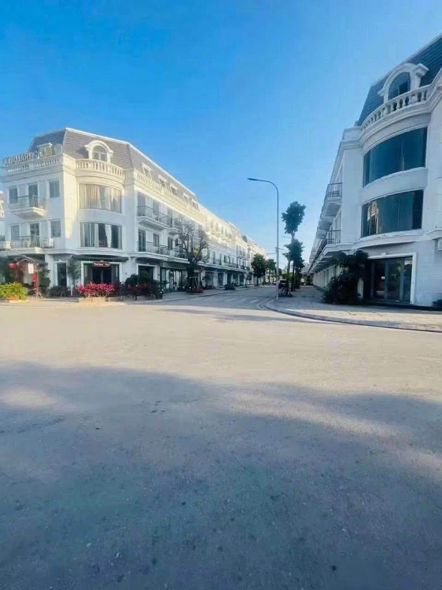 Bán shophouse VinCom Cẩm Phả 75 m², 4 tầng, 3 tỷ 1 - Ảnh thu nhỏ 2