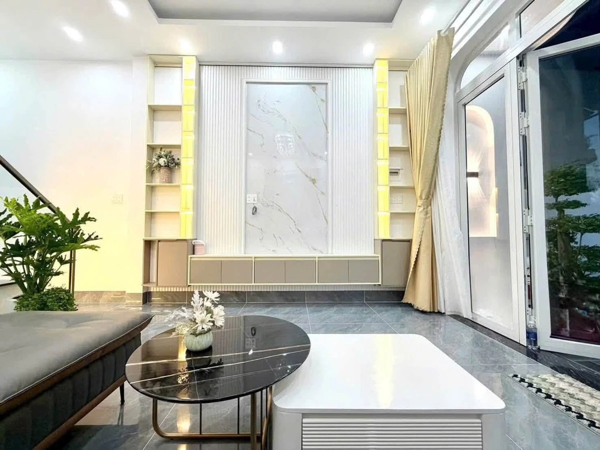Bán nhà sân vườn 240m² 3PN Trương Định, Rạch Giá - Ảnh thu nhỏ 4