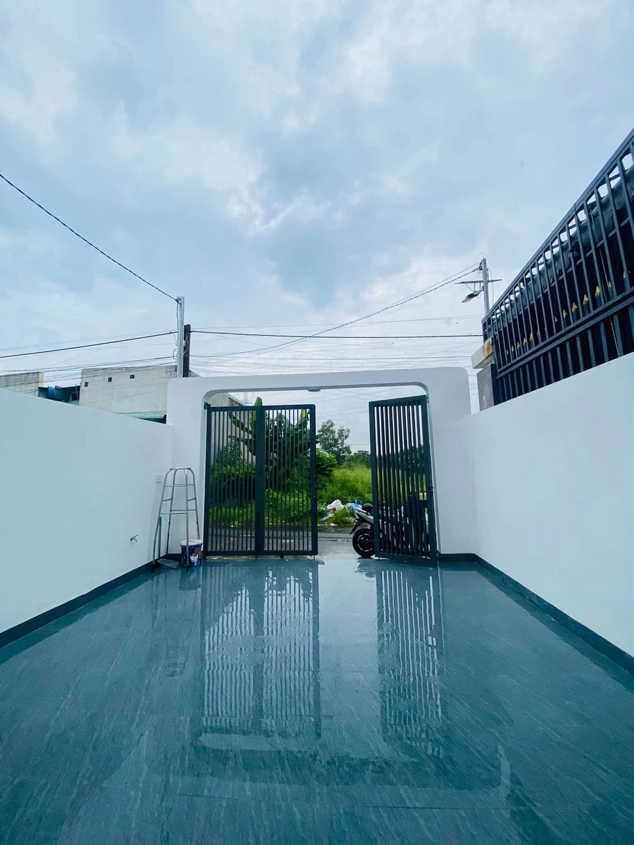 Bán nhà 1 trệt 1 lầu 100m2, 3PN, sân ô tô, sổ riêng tại Changshin Tân Triều, Đồng Nai - Ảnh thu nhỏ 2